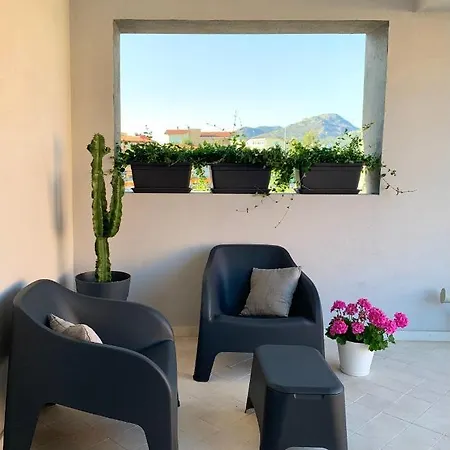 Citroom - *